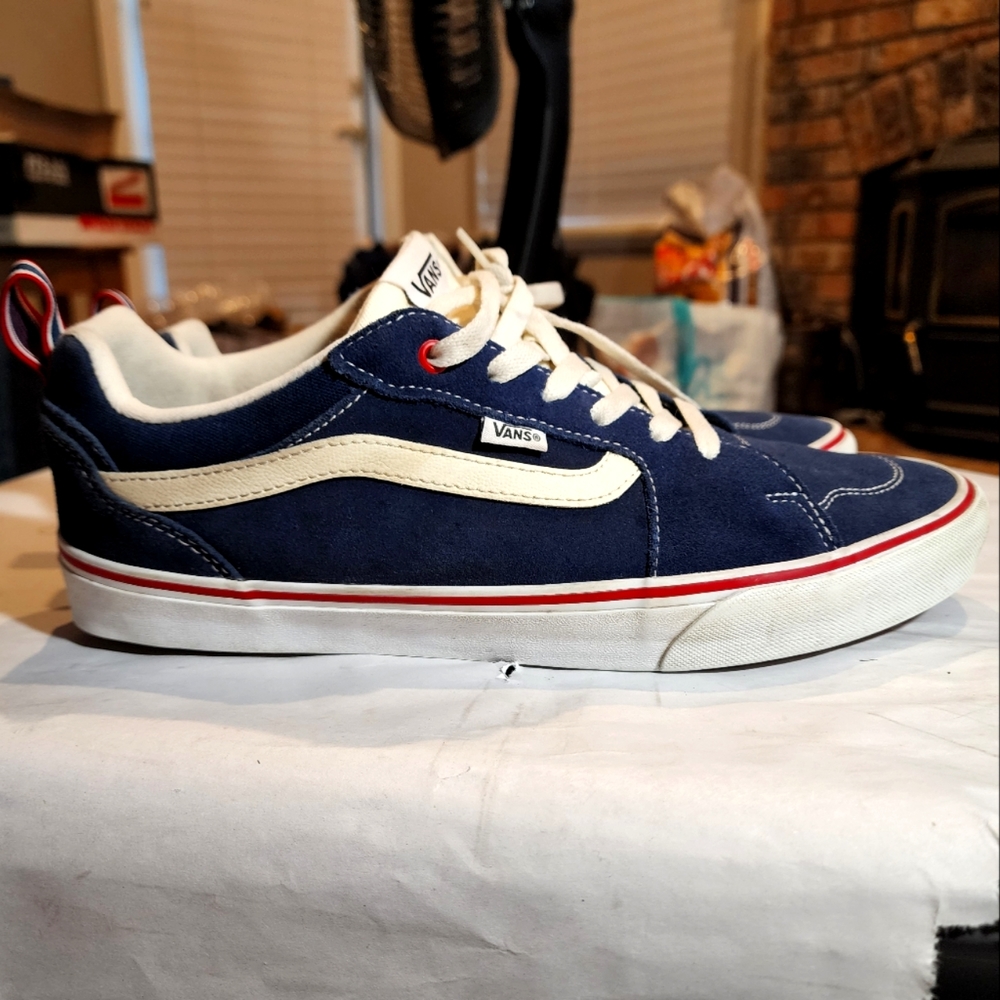 Vans Filmore Skate Shoes, Size 13 VN0A3MTJ0Q61 Navy Blue, Cream, Red, Suede